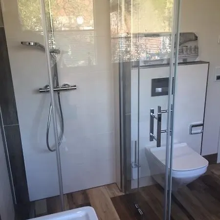 Ferienhaus Strandlaeufer Lägenhet *